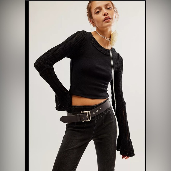 Free People Cuffing Season Long Sleeve Top Black size M - Picture 1 of 4